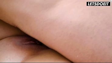 Curvy Latina Gets Fucked by Thick Cock Poolside
